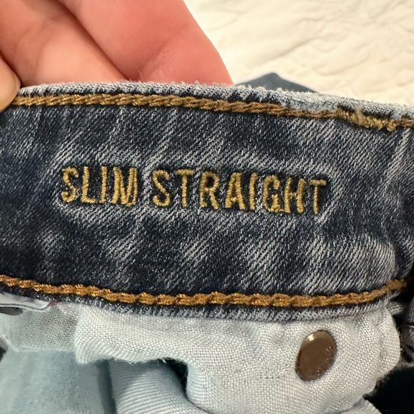 American Eagle Outfitters Light and Dark Blue Jeans 29x34 - Picture 2 of 8